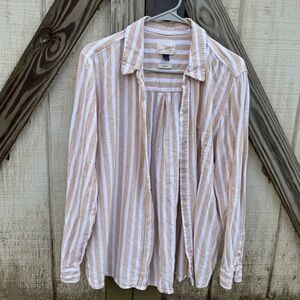 Universal Thread Beige & White Striped Relaxed Button-Up Shirt